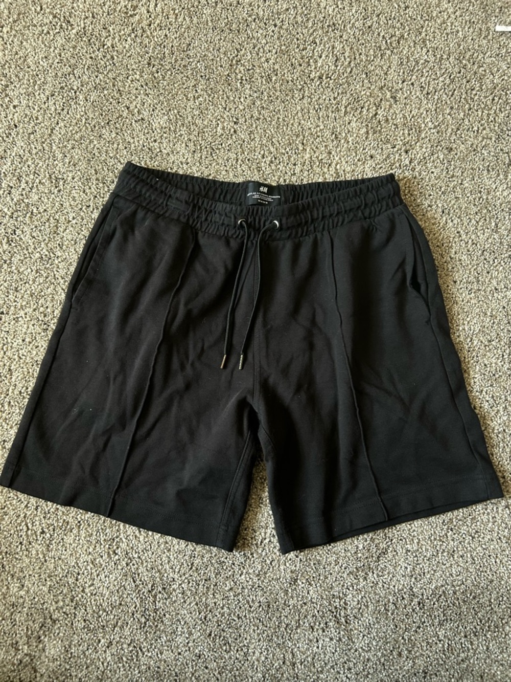H&M Men’s Black Drawstring Shorts Medium NEVER WORN